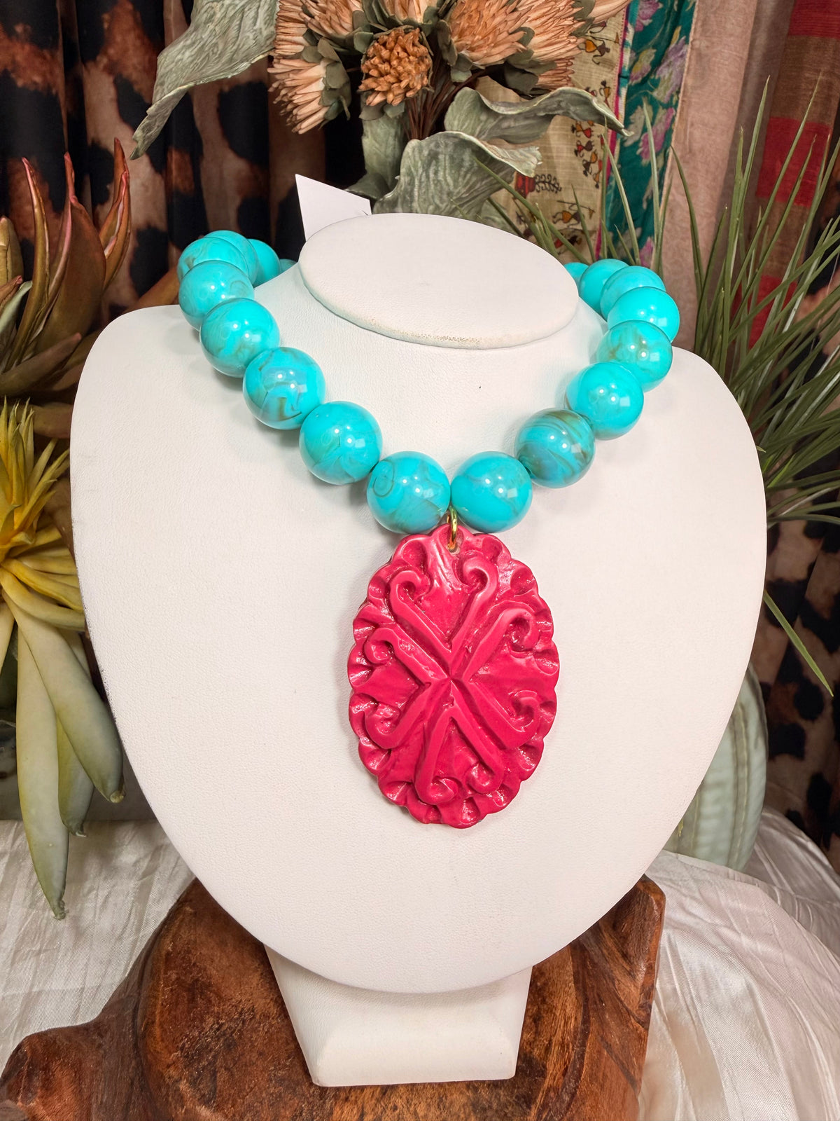 Statement pendant Necklaces