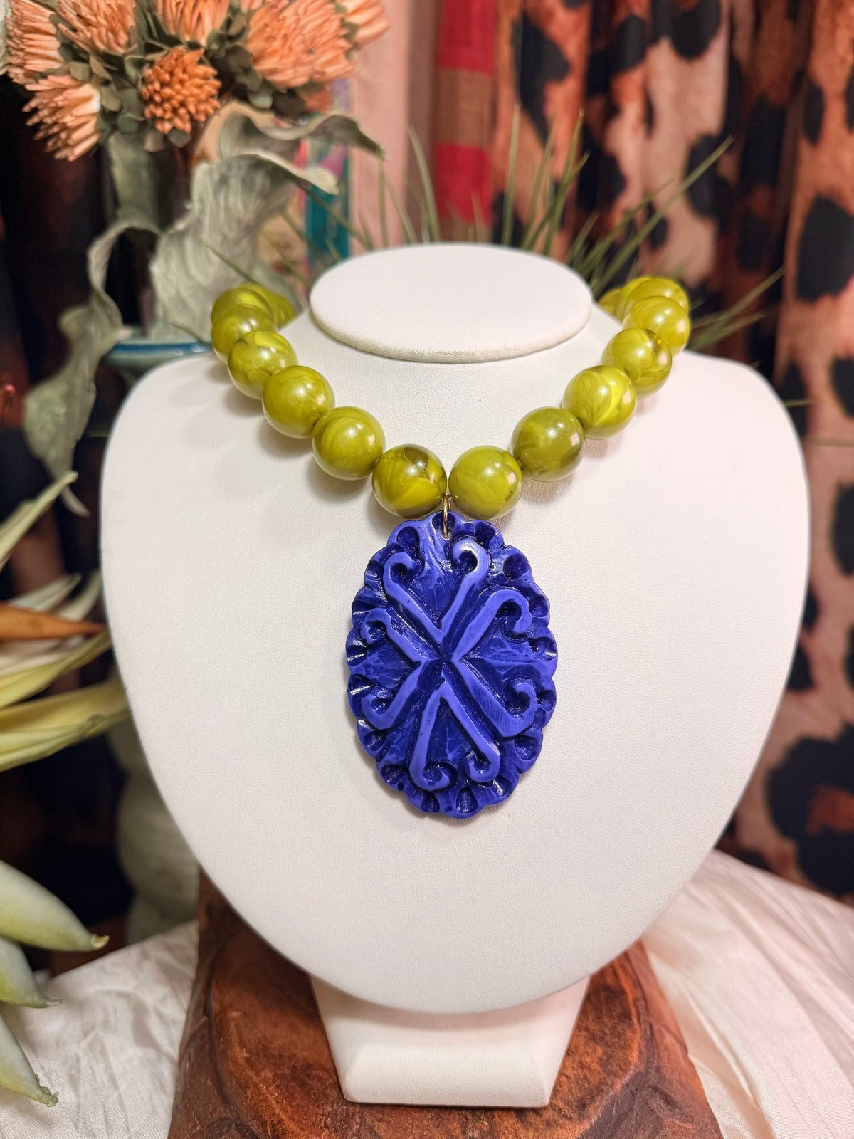 Statement pendant Necklaces