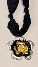 Load image into Gallery viewer, MSU scarf necklaces
