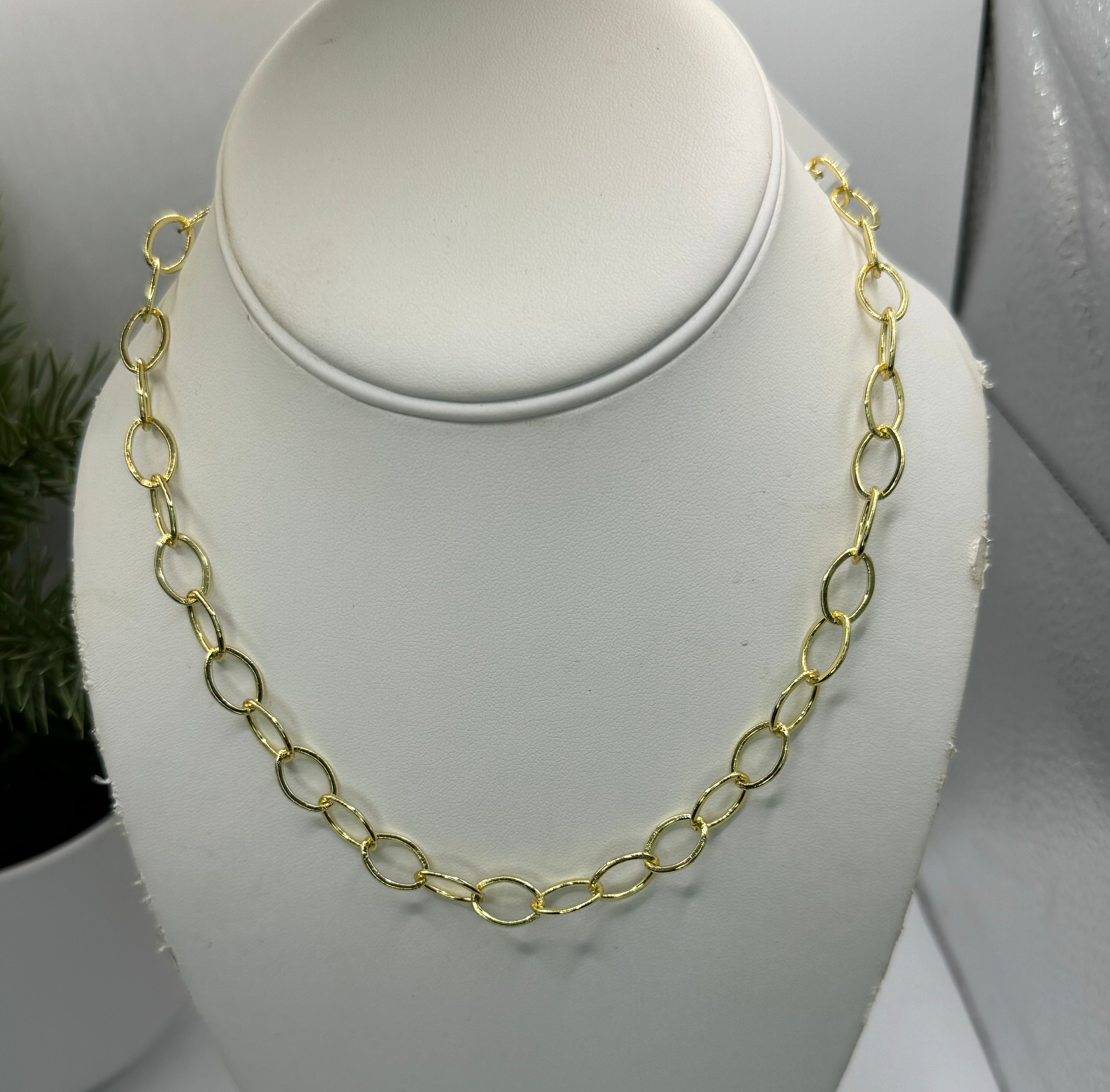 Oval chain— shiny