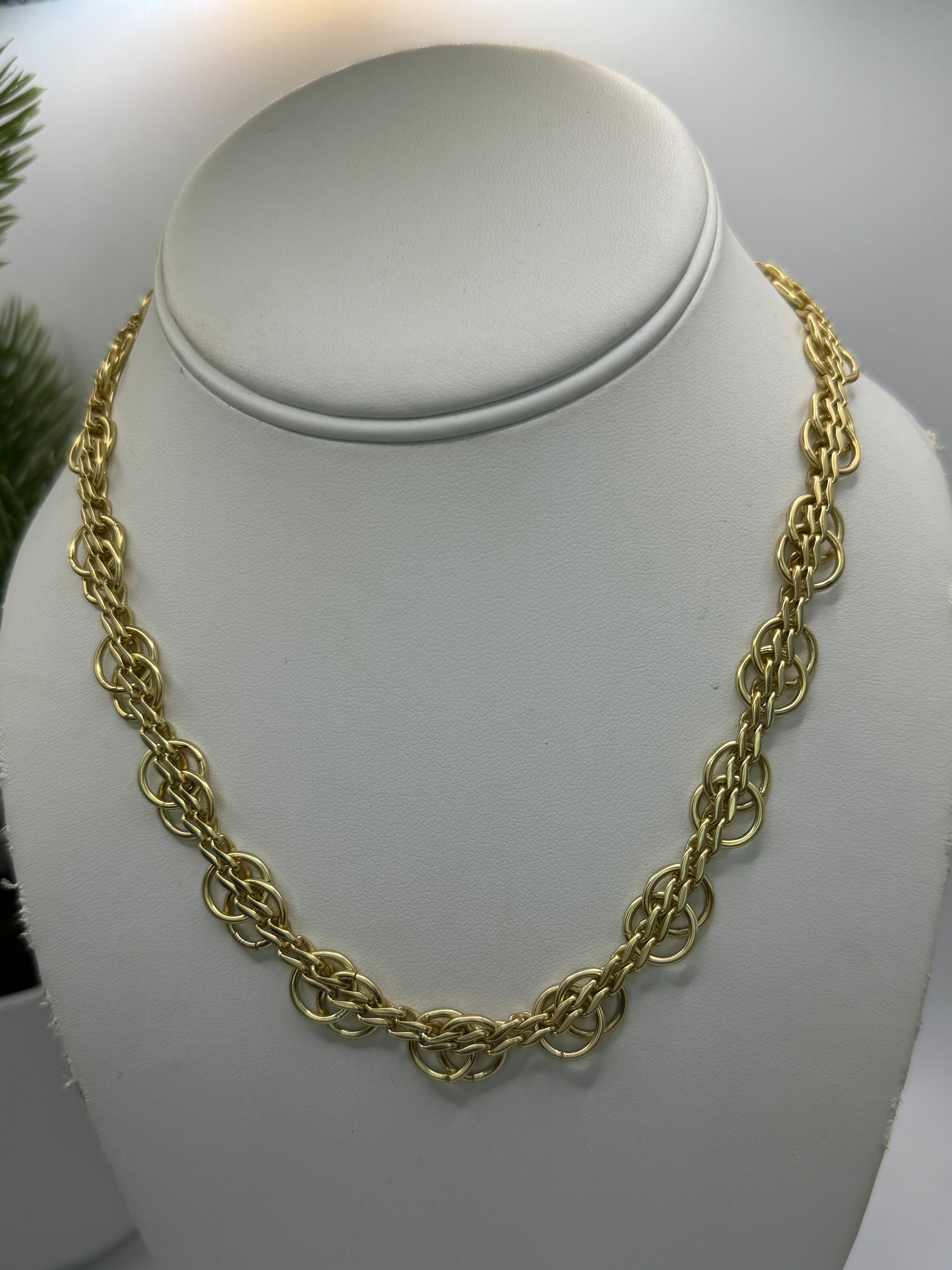 Lace chain— matte