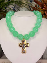 Load image into Gallery viewer, Beaded Necklaces w pendants
