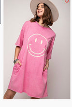 Load image into Gallery viewer, Smiley dress
