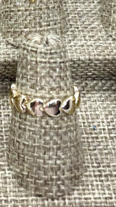 Connected hearts ring